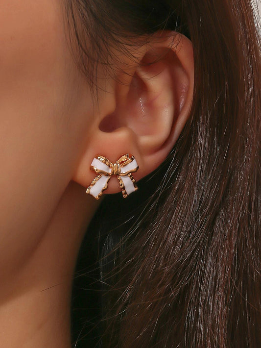 Clip-On Earrings with Bow Decoration